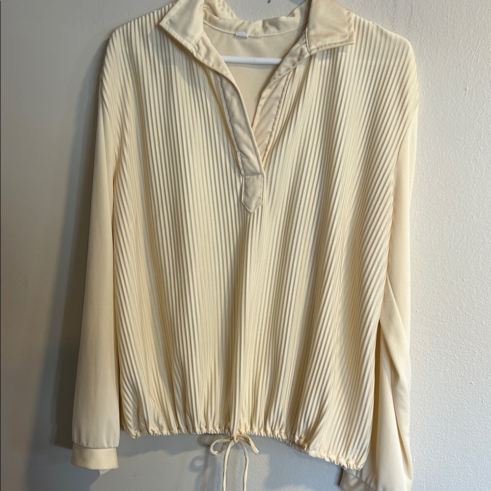 Vintage Cream Pleated Women's Top